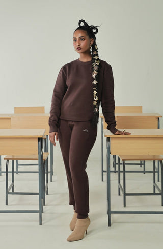 Manto's Unisex Premium Fleece Sanki Brown Sweatshirt Paired with Brown Jogger Pants