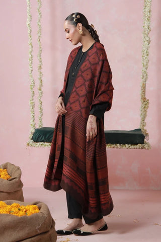 Parwana (Yearner) - Maroon Weaved Shawl
