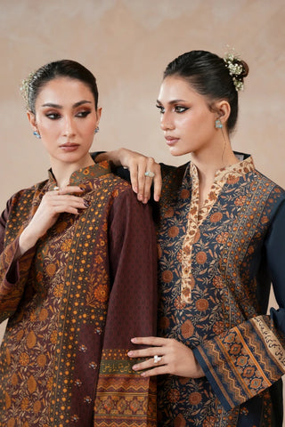 Manto's ready to wear plum lawn Zuri kurta with Urdu calligraphy of poetry by Nida Fazli
