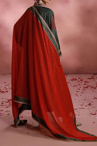 Dil Aara Set