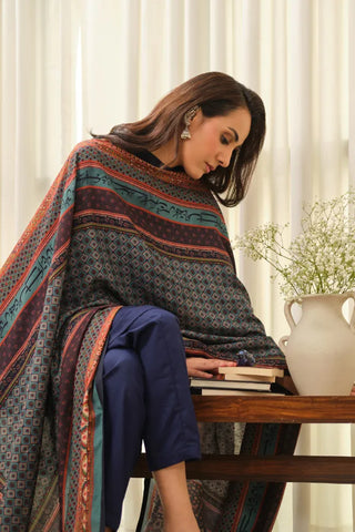 Manto Women's Accessories Blue Odhni with Urdu Calligraphy