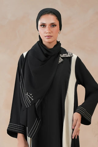 Manto Women's Black Embroidered Scarf