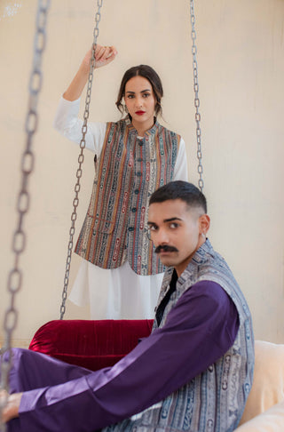 Shopmanto, wear manto, manto clothing brand, manto vasket, waistcoat, manto zamana vasket, zamana vasket, manto winter wear, manto eastern, urdu calligraphy, manto khaddar zamana vasket ash blue, khaddar waistcoat, khaddar men waistcoat, manto men, men waistcoat, festive wear